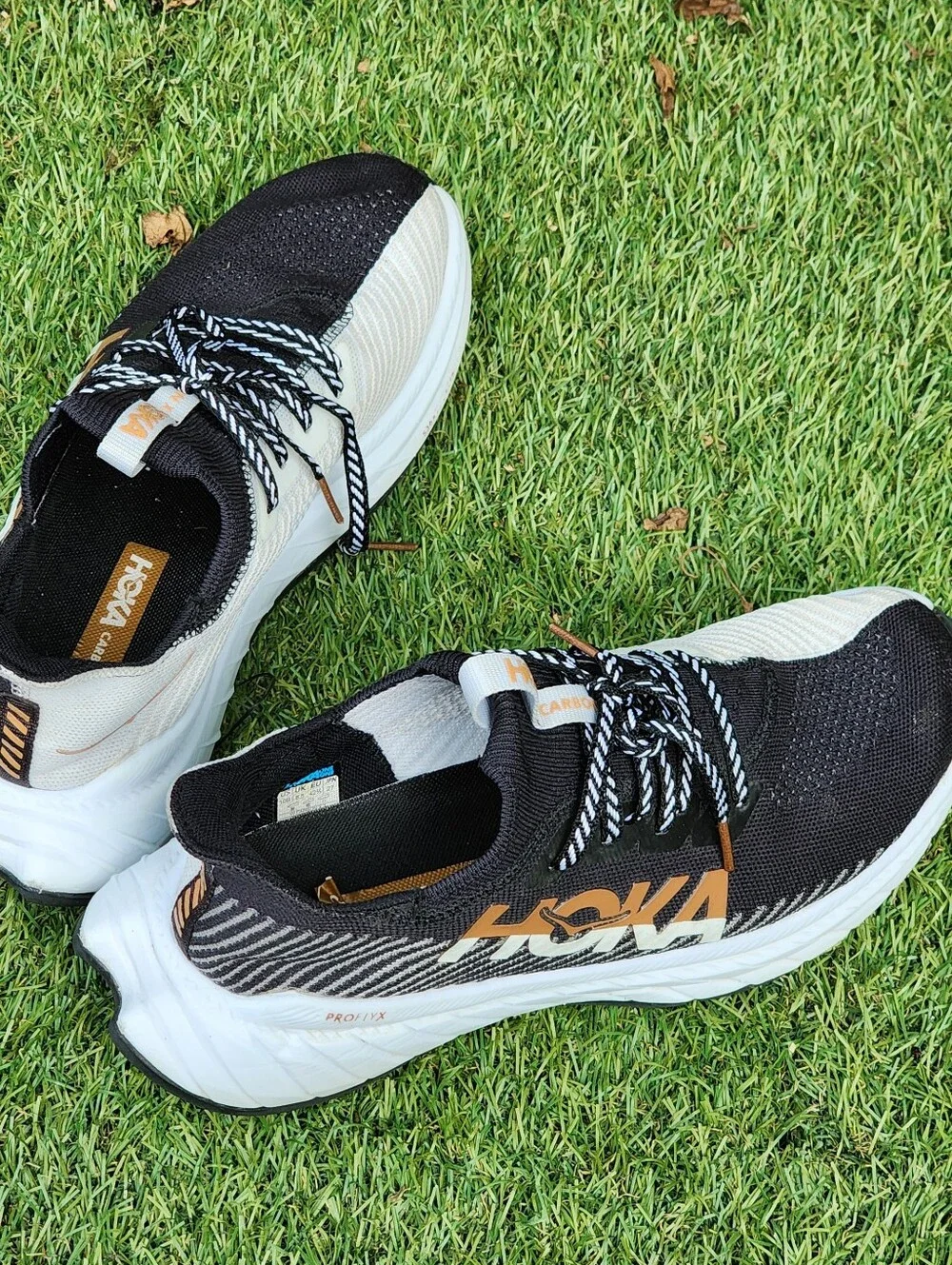 HOKA CARBON X 3 - Women's Sneakers  - SIZE 10B